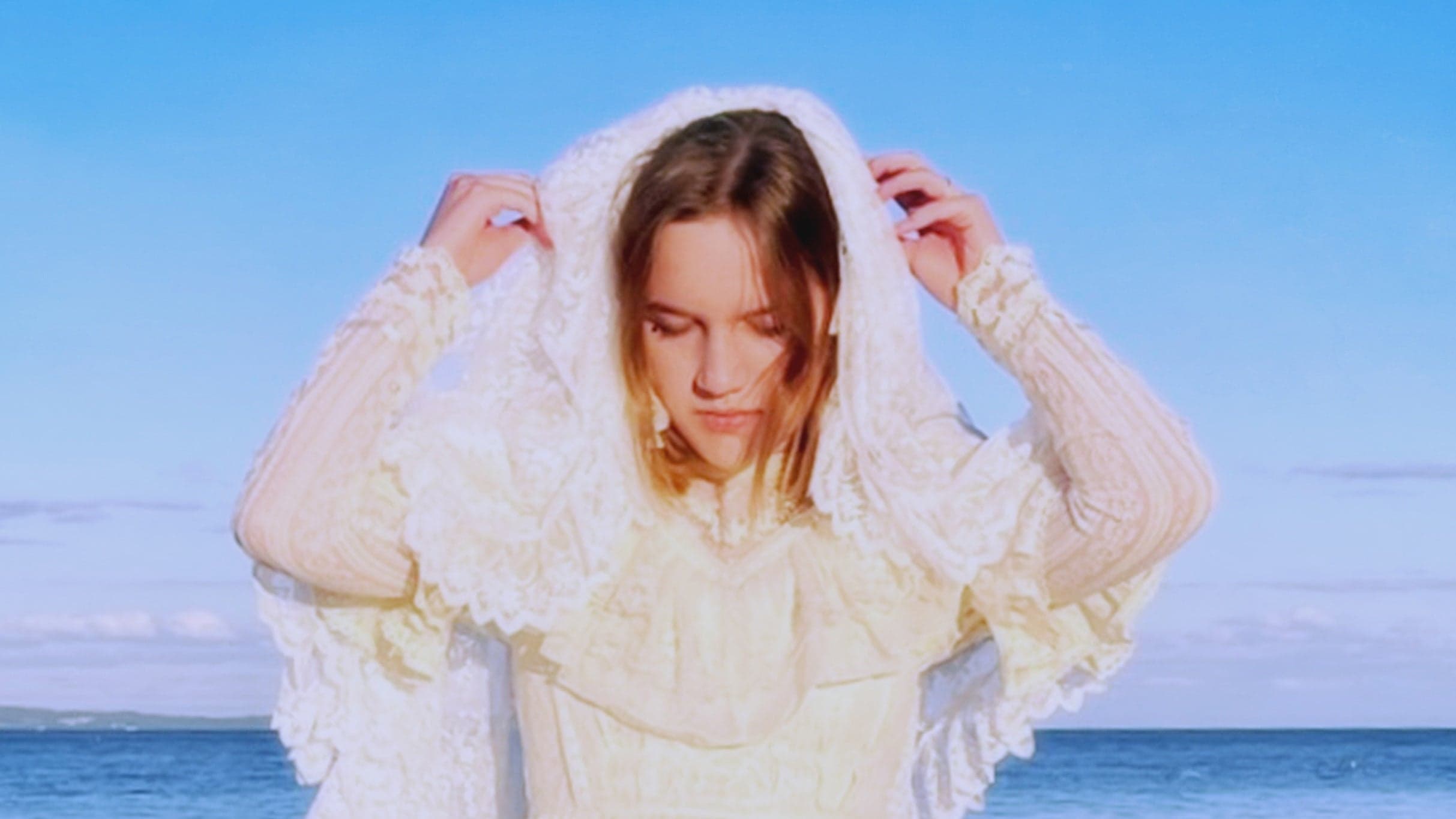 Amélie Farren — 6 upcoming tour dates and ticket alerts on Yoink